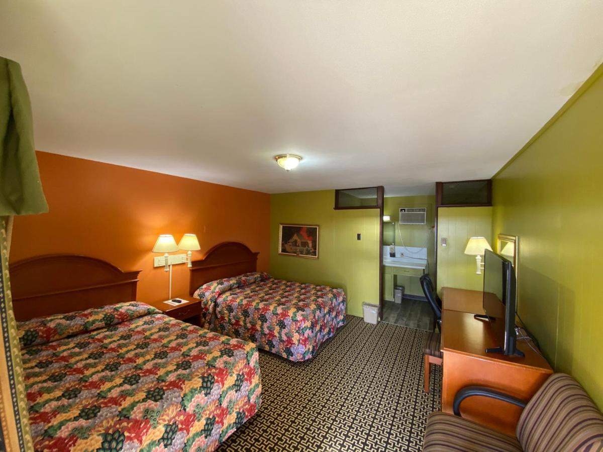 Lincoln Motel แชนด์เลอร์ ภายนอก รูปภาพ
