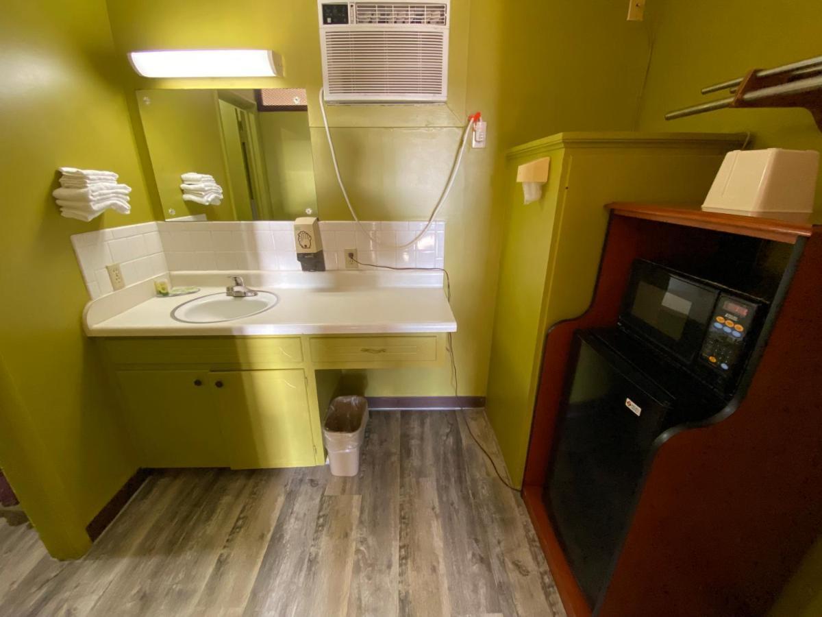 Lincoln Motel แชนด์เลอร์ ภายนอก รูปภาพ