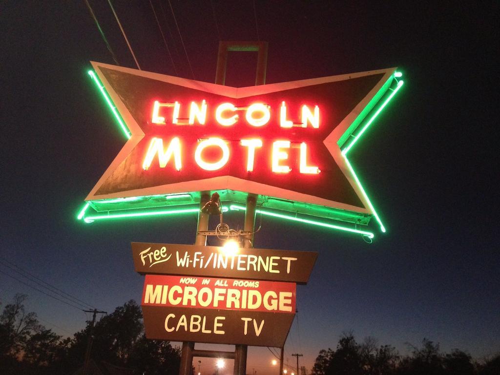 Lincoln Motel แชนด์เลอร์ ภายนอก รูปภาพ