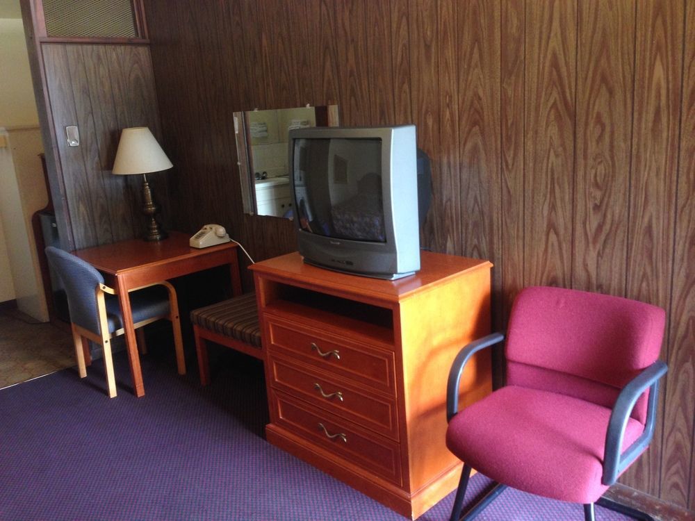 Lincoln Motel แชนด์เลอร์ ภายนอก รูปภาพ